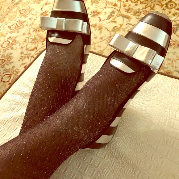 Shoes - Picture 1 of 8